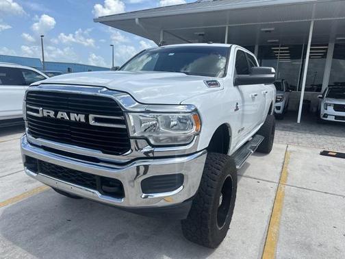 2019 RAM 2500 Big Horn Crew Cab 4x4 6'4' Box