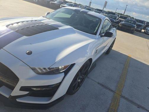Oxford White 2021 Ford Shelby GT500 Base