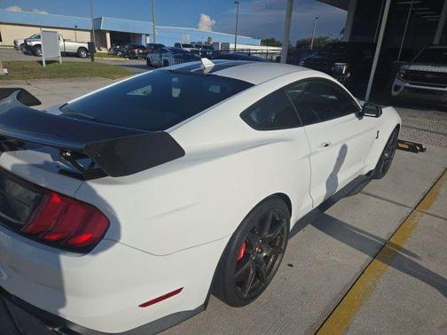 Oxford White 2021 Ford Shelby GT500 Base