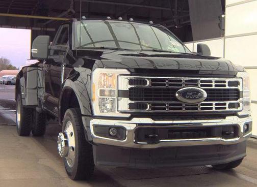 Black Metallic 2026 Ford F-450 XL