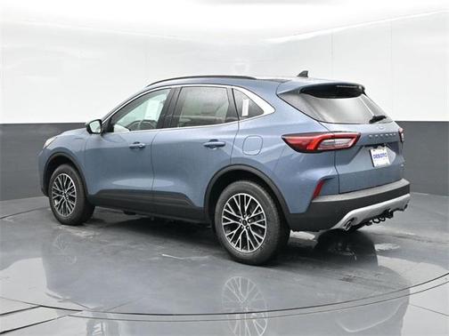 2025 Ford Escape PHEV SE