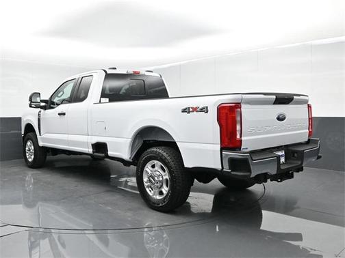 2025 Ford F-350 XLT