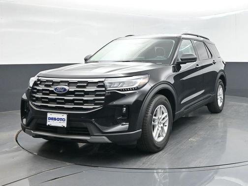 Agate Black Metallic 2026 Ford Explorer Active