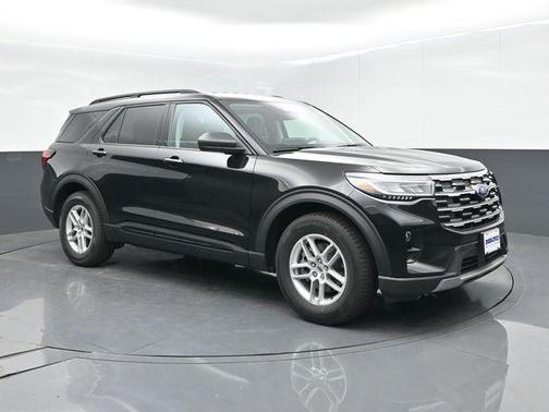Agate Black Metallic 2026 Ford Explorer Active