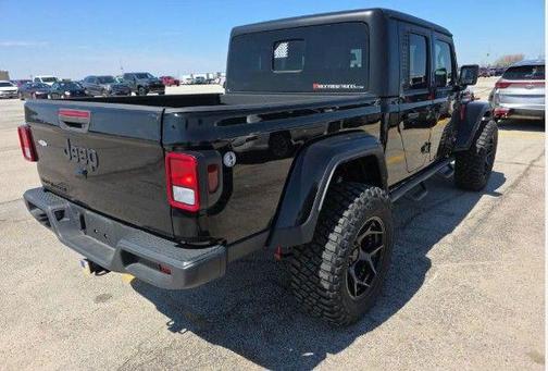 Black Clearcoat 2022 Jeep Gladiator Sport