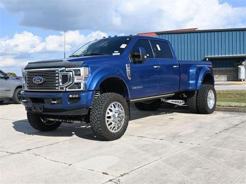 2022 Ford F-450 Limited