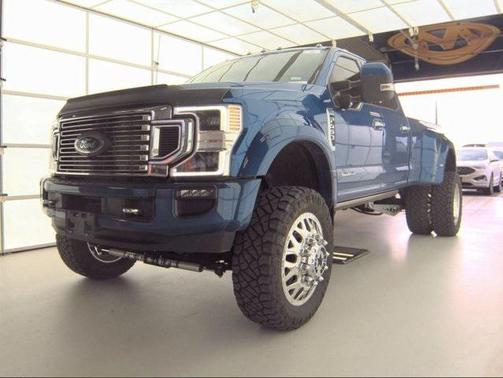 2022 Ford F-450 Limited