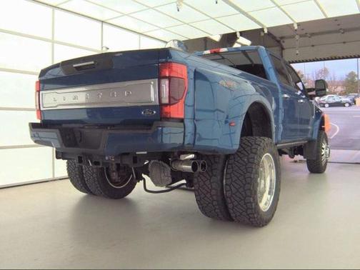 2022 Ford F-450 Limited