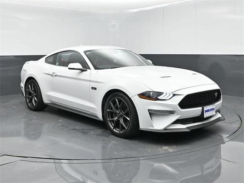2022 Ford Mustang EcoBoost Premium