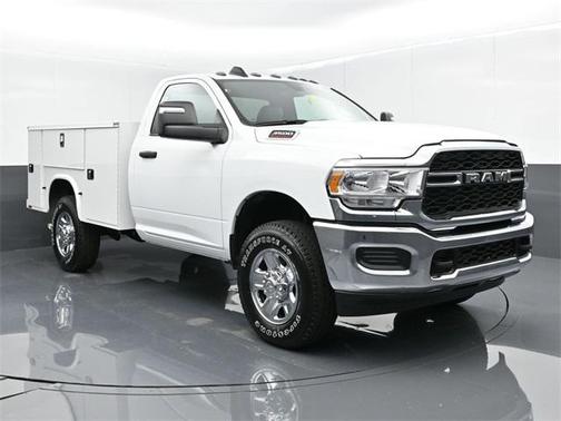 2023 RAM 3500 Tradesman Regular Cab 4x4 8' Box