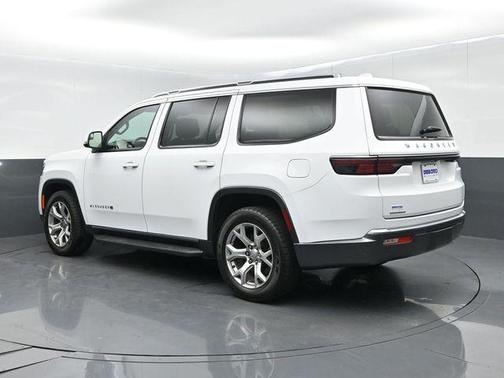 2022 Jeep Wagoneer Series II 4x4