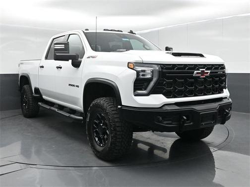 2024 Chevrolet Silverado 2500 4WD Crew Cab Standard Bed ZR2