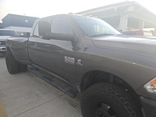 2018 RAM 3500 Tradesman Crew Cab 4x4 8' Box