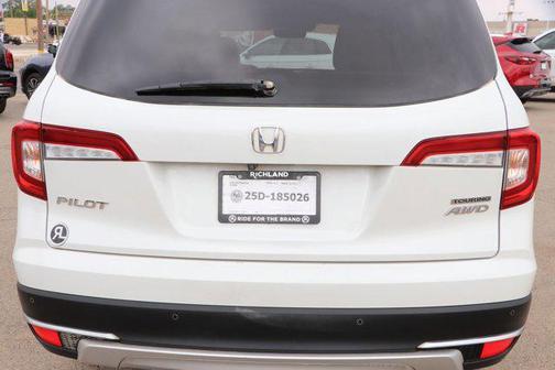 2020 Honda Pilot Touring 8-Passenger