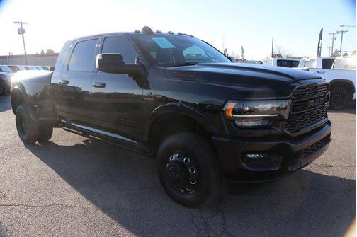 2022 RAM 3500 Limited Mega Cab 4x4 6'4' Box