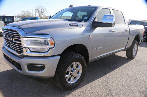 2024 RAM 2500 Laramie Crew Cab 4x4 6'4' Box