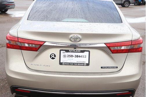 2016 Toyota Avalon Touring