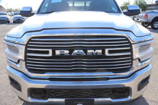2022 RAM 2500 Laramie Crew Cab 4x4 6'4' Box