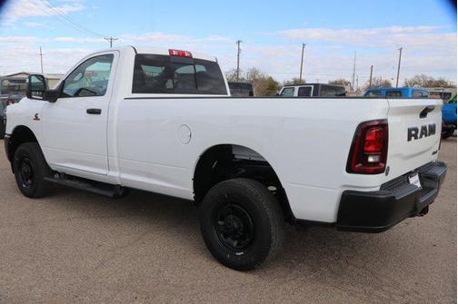 2026 RAM 2500 Tradesman Regular Cab 4x4 8' Box