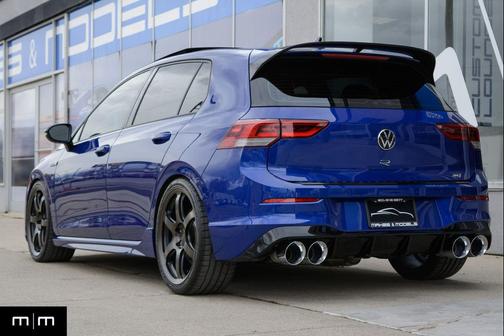 2024 Volkswagen Golf R 2.0T DSG