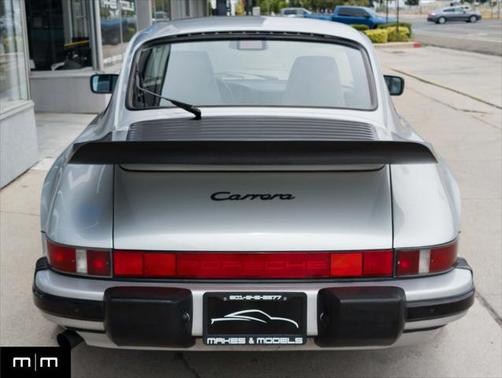 1989 Porsche 911 Carrera