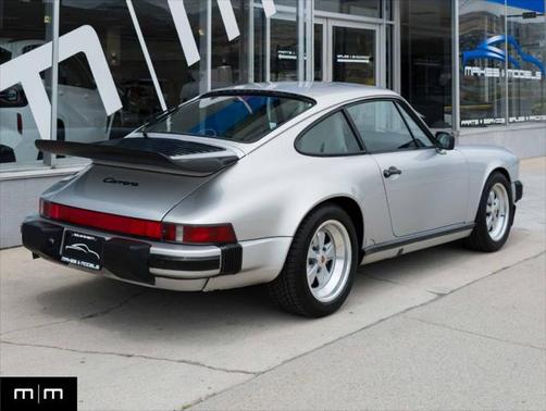 1989 Porsche 911 Carrera
