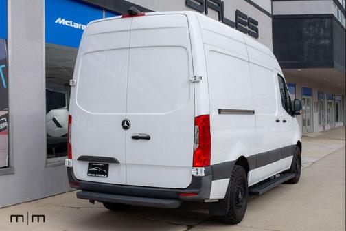 Arctic White 2022 Mercedes-Benz Sprinter 2500 Standard Roof