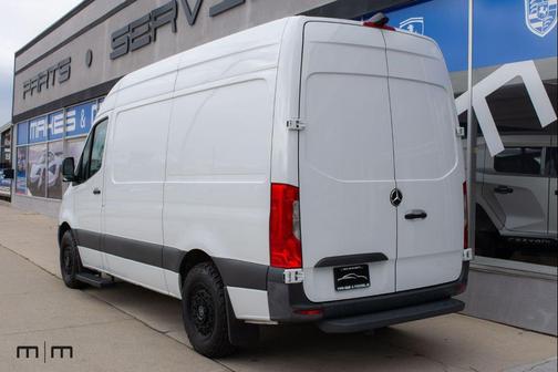 Arctic White 2022 Mercedes-Benz Sprinter 2500 Standard Roof