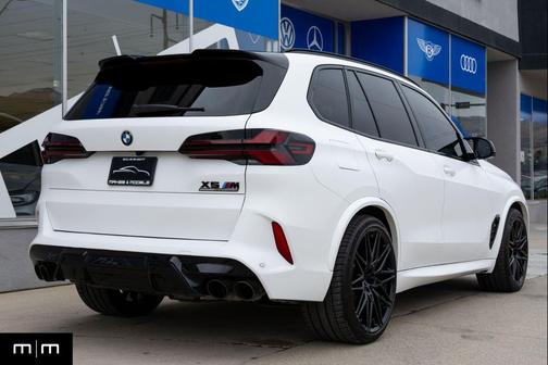 2025 BMW X5 M Base
