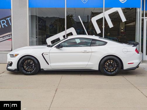 2020 Ford Shelby GT350 Base