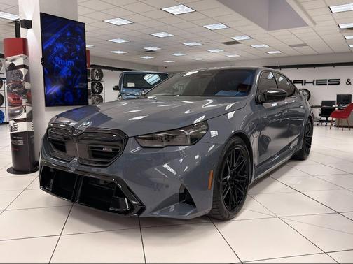2025 BMW M5 Base