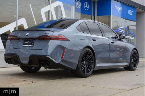 2025 BMW M5 Base