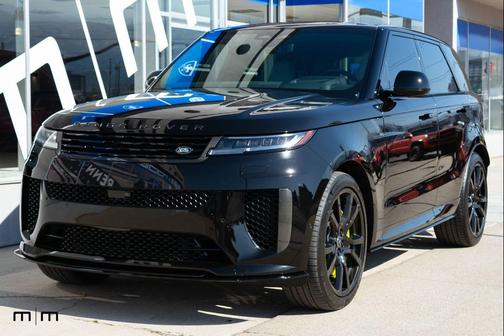 Obsidian Black SV Bespoke Ultra Metallic Gloss 2024 Land Rover Range Rover Sport SV Edition One Obsidian Black