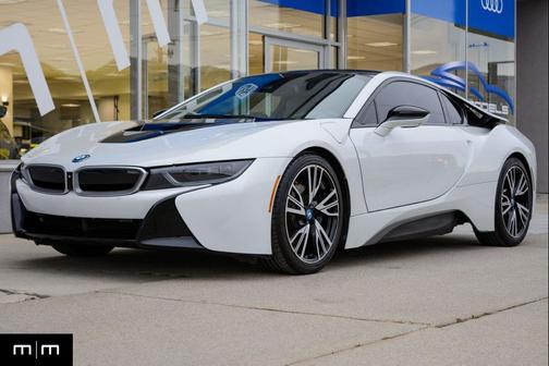 2015 BMW i8 Hybrid