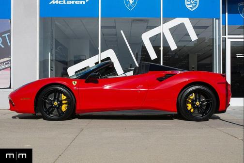 Rosso Corsa 2017 Ferrari 488 Spider Base