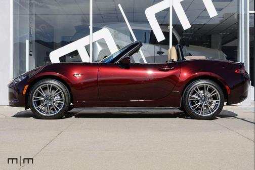 Artisan Red Metallic 2025 Mazda MX-5 Miata 35th Anniversary