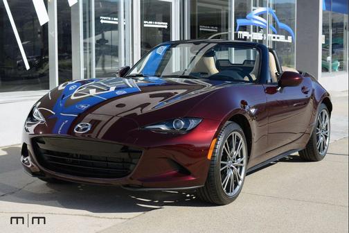 Artisan Red Metallic 2025 Mazda MX-5 Miata 35th Anniversary