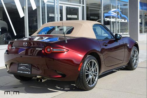 Artisan Red Metallic 2025 Mazda MX-5 Miata 35th Anniversary