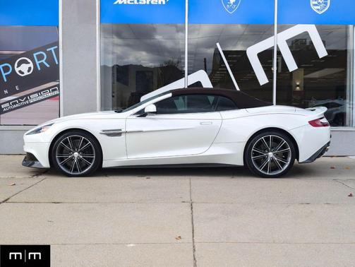 2017 Aston Martin Vanquish Volante