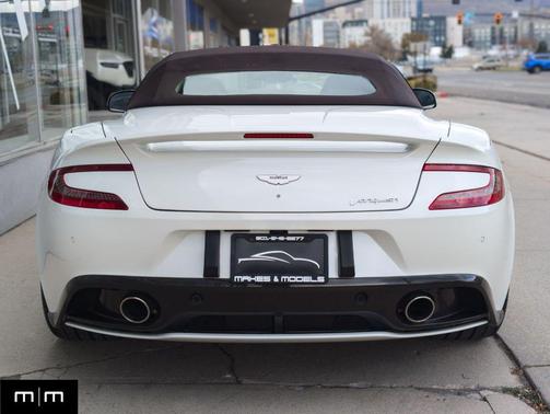 2017 Aston Martin Vanquish Volante