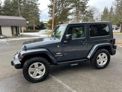 Photo 2 of 32 of 2008 Jeep Wrangler Sahara