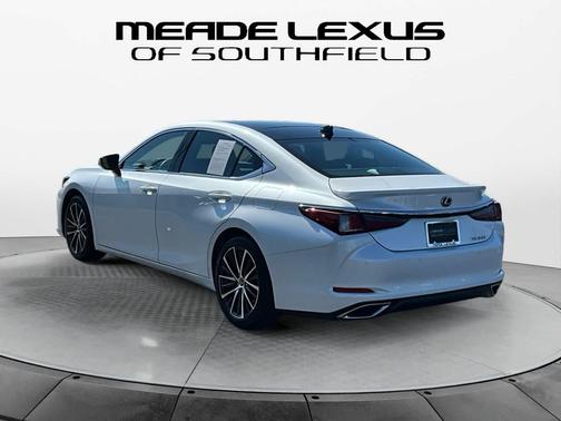 2023 Lexus ES 350 Luxury