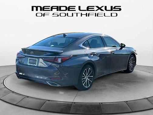 2023 Lexus ES 350 Base