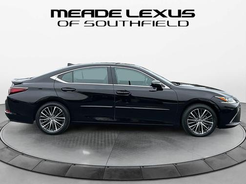 2023 Lexus ES 350 Base