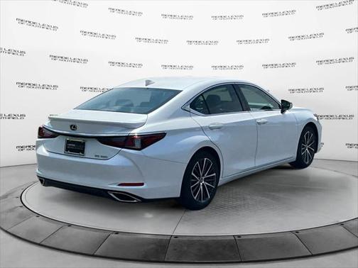 2024 Lexus ES 350 Base