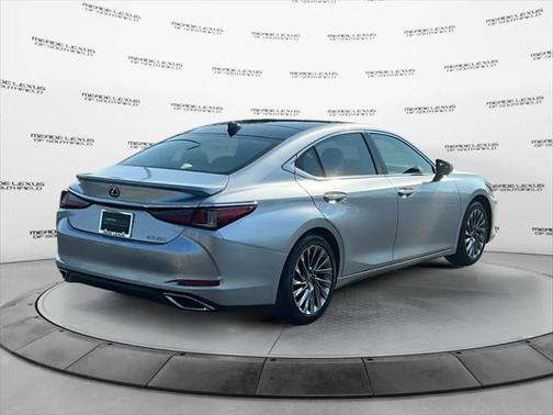 2024 Lexus ES 350 Ultra Luxury