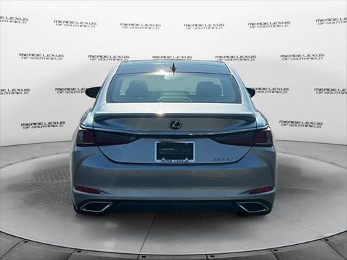 2024 Lexus ES 350 Ultra Luxury