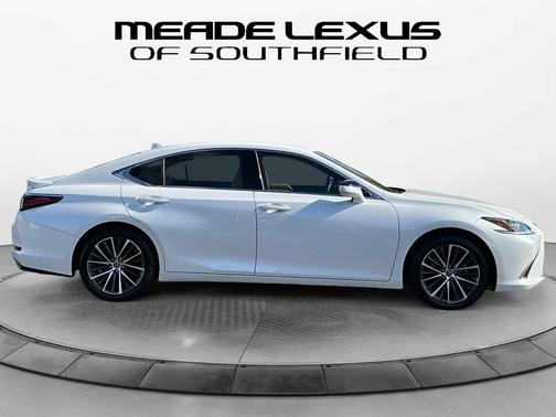 2023 Lexus ES 350 Base