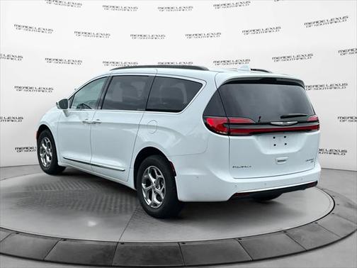 2022 Chrysler Pacifica Limited