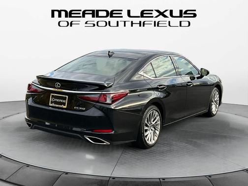 2023 Lexus ES 350 Ultra Luxury